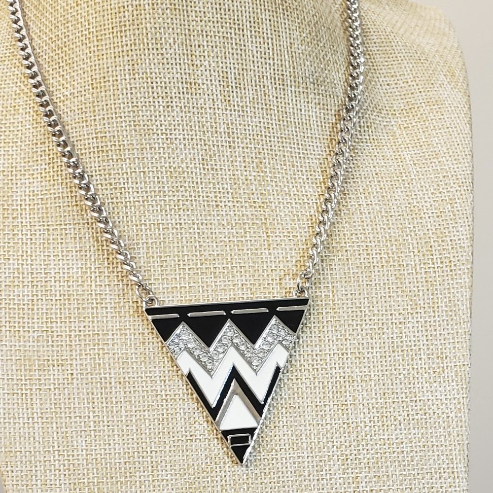 Daisy Fuentes, NWT, Silver Black white rhinestoneAztec triangle pendant necklace
